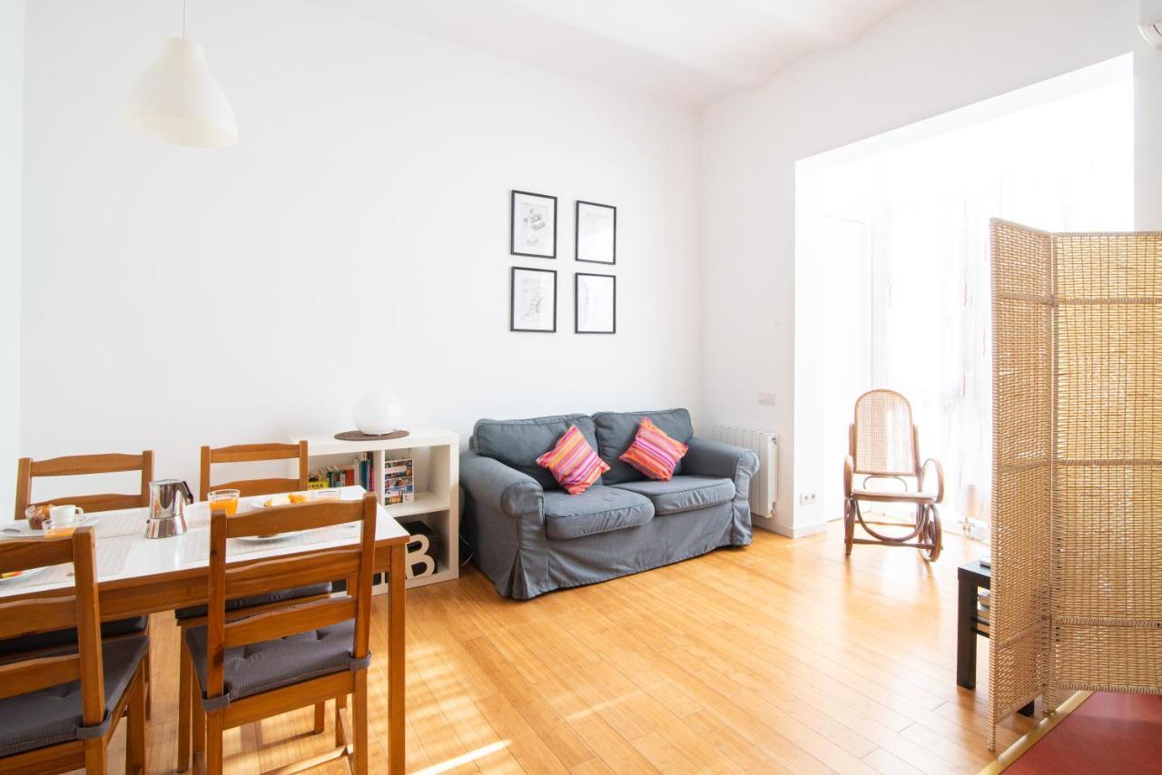 Barcelona Cozy Apartment Eksteriør bilde